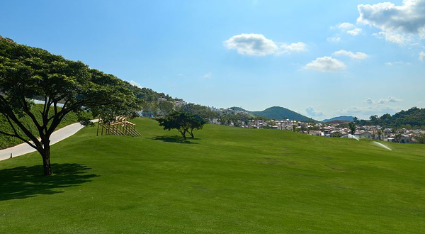 阿那亚·三亚大草坪运动场