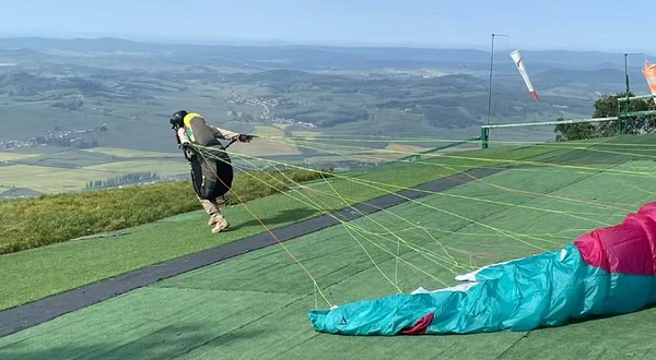 吉林滑翔伞基地(鹰之翼航空飞行营地)