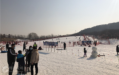 蜗牛谷滑雪场第 6 张图片