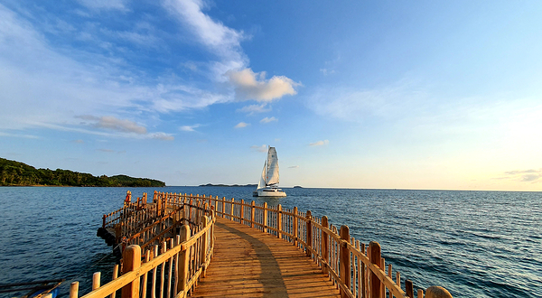 Catamaran Sarita Phu Quoc