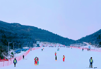 七星岭国际滑雪场第 4 张图片