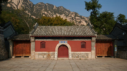 北京凤凰岭景区-龙泉寺第 1 张图片