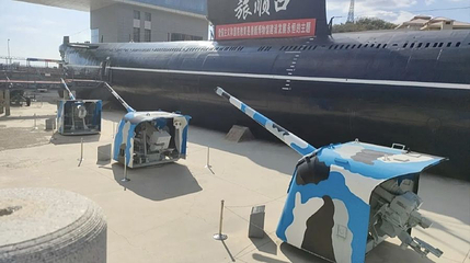 033型潜艇模型第 1 张图片