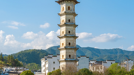 凤山龙天塔第 2 张图片