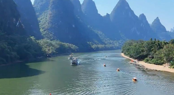 阳朔兴坪-九马画山竹排(含电瓶车)