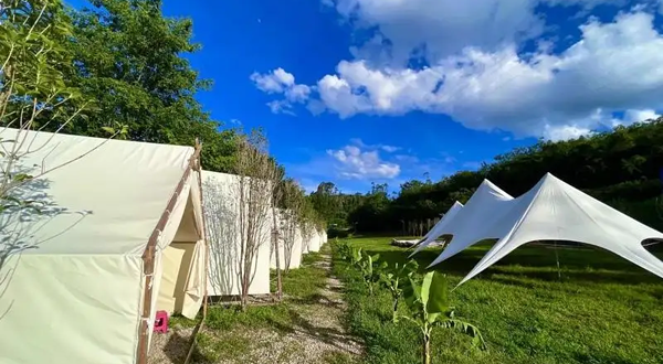 马塘镇热水寨漂流露营基地