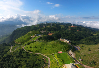 百里荒旅游度假区第 2 张图片