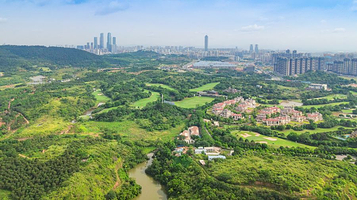 南宁青秀山国际高尔夫球场