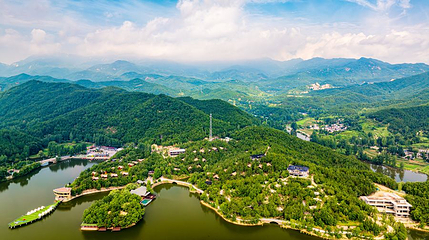 南阳五朵山第 1 张图片