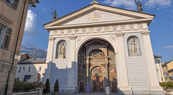 奥斯塔主教座堂