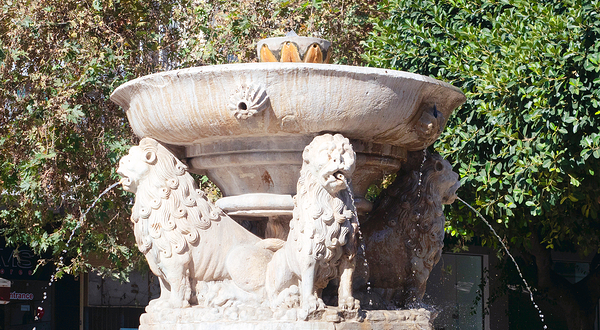 莫罗西尼狮子喷泉