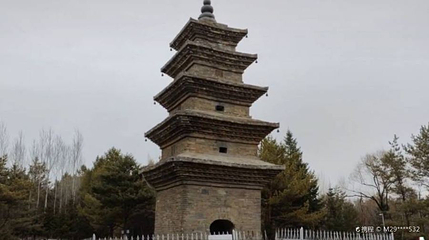 塔山公园-灵光塔第 1 张图片