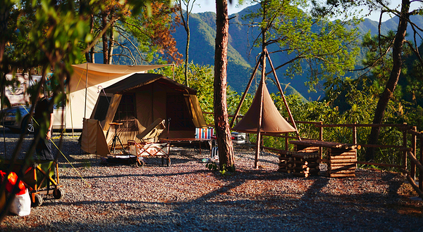 轻野小坞精致露营·烧烤地