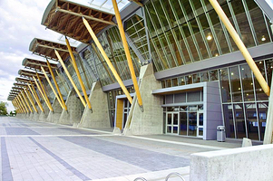 列治文奥林匹克椭圆速滑馆