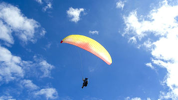 长沙雷锋滑翔伞营地
