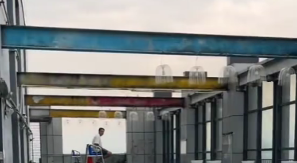 188米空中网红泳池