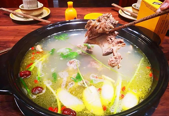 摩梭人家土鸡养生菌火锅第 7 张图片