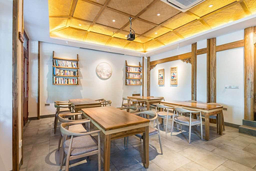 望江楼客栈(阳朔西街店)·望江楼餐吧第 5 张图片