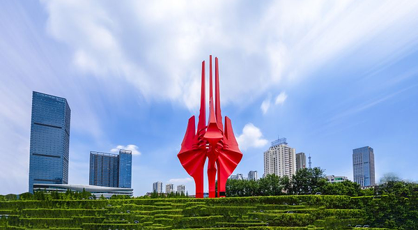 临沂人民广场(新华路)