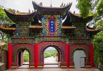 中国观音故里灵泉风景区第 3 张图片