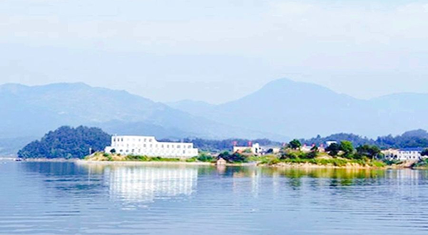 大鑫湾湖北仙人湖养生度假区