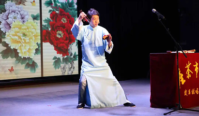 武汉《都市茶座》曲艺剧场演出第 3 张图片