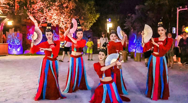 山海经奇英雄之路沉浸式奇幻秀