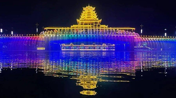 和平湖水上夜游