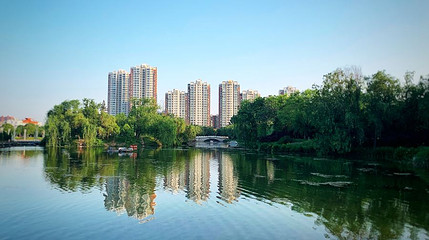 邓州市人民公园第 1 张图片