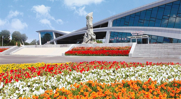 辽宁朝阳鸟化石国家地质公园