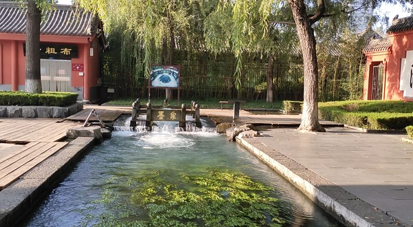 百脉泉景区-墨泉