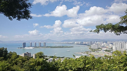 鹿回头风景区-观景台第 1 张图片
