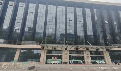 义乌市图书馆第 2 张图片
