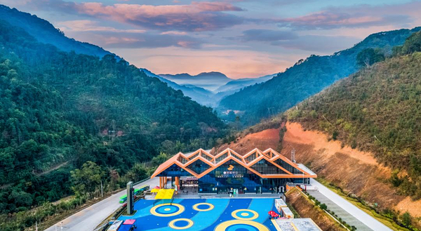 帽子峰旅游景区