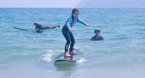 海棠湾特唯冲浪俱乐部