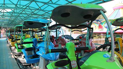 春江游乐求水山景区游乐场第 14 张图片