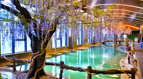 长白山聚龙火山温泉