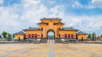 广西师范大学(育才校区)