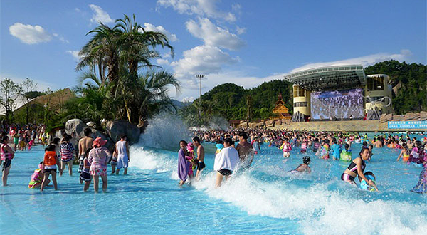 鹿鸣森谷欢乐水世界