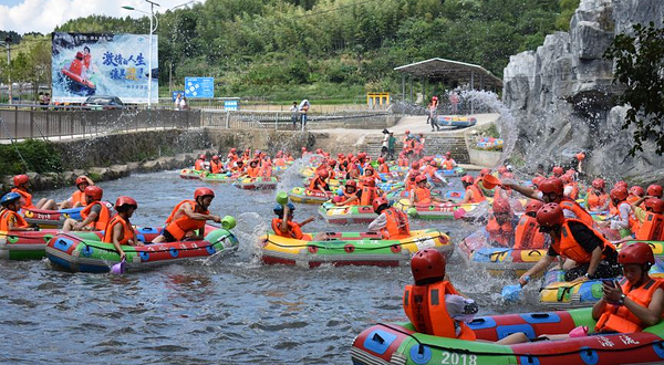 赣州大峡谷漂流