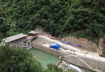 巴山玉溶洞第 8 张图片