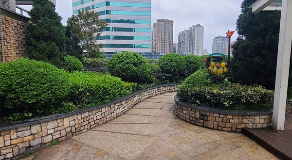 K11购物艺术中心-空中花园