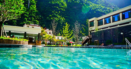 古尔沟温泉山庄温泉第 1 张图片