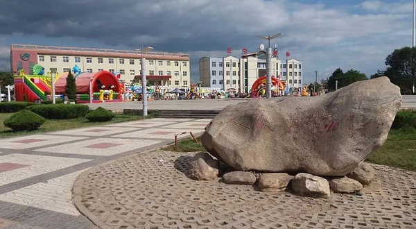 正宁县人民广场