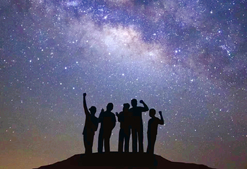 敦煌鸣沙山沙漠观星露营野奢基地第 1 张图片