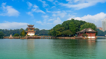 天井湖公园第 1 张图片