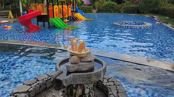 蓝洋温泉度假村-游泳池