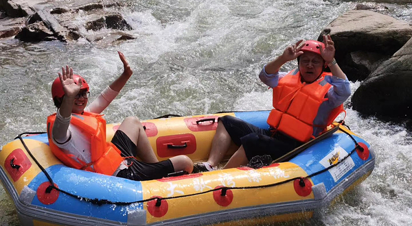 大歇湾浪谷漂流