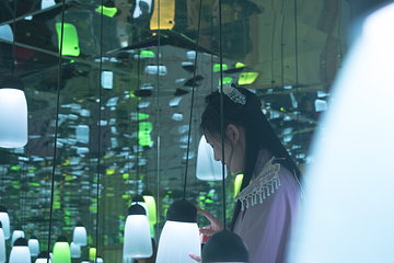 卿若水汉服体验馆第 10 张图片