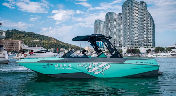 酷炫尾波冲浪俱乐部